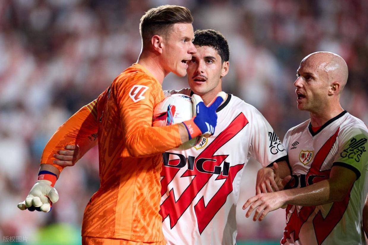 西汉姆联求租特尔施特根遭拒，巴萨功勋门将或转投赫罗纳